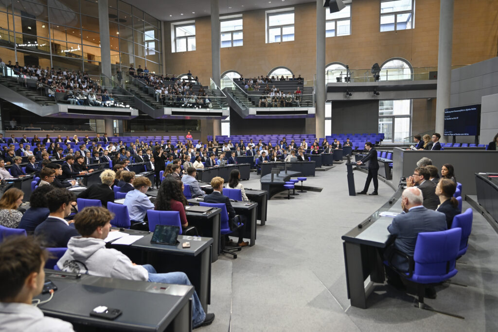 Blick in den Plenarsaal